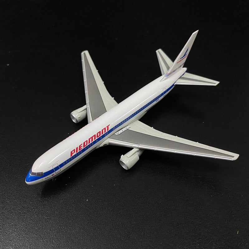 1/400 767-200ER Piedmont Airlines – Cyber Hobby, 56% OFF