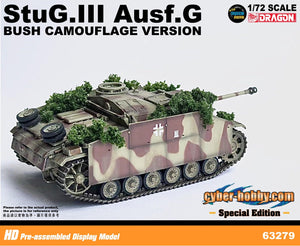 63279 - 1/72 StuG.III Ausf.G Early Production w/Schurzen (Bush Camouflage Version) Pz.Gren.Div. Totenkopf, Kursk 1943  (Cyber Hobby Special Item)